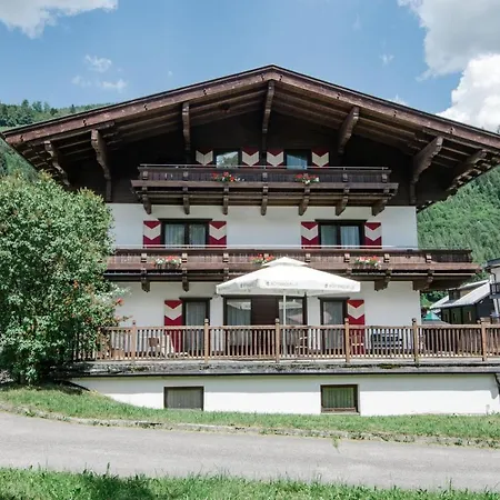 Dep Gaestehaus Residenz Neukirchen am Großvenediger Exterior photo